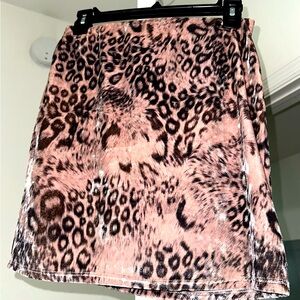 gorgeous pink cheetah print mini skirt! velvlet fabric. too cute not to get!